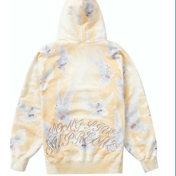 SUPREME Hoodie NWT. Always authentic.